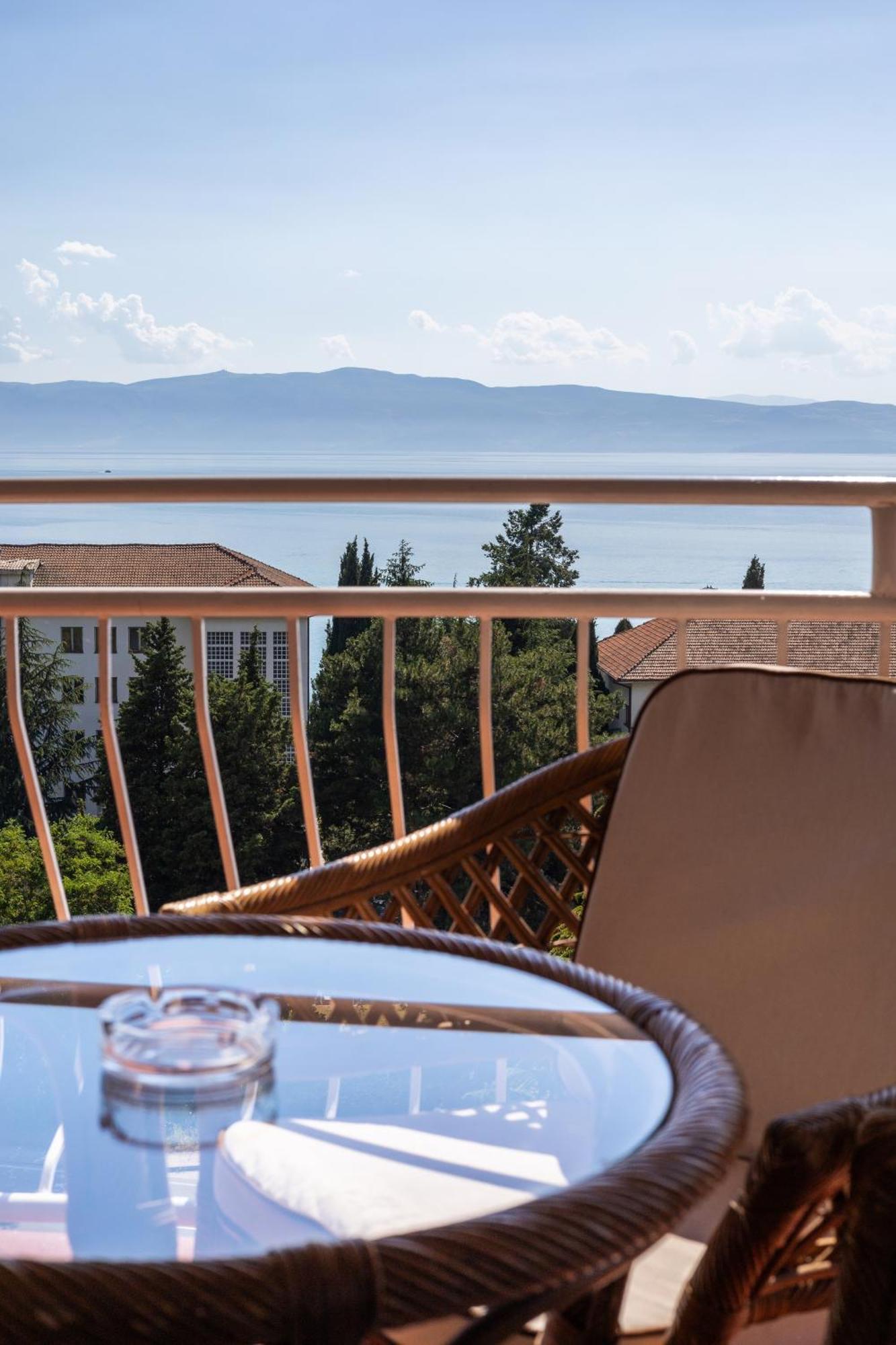 Hotel Belvedere Ohrid Exteriör bild