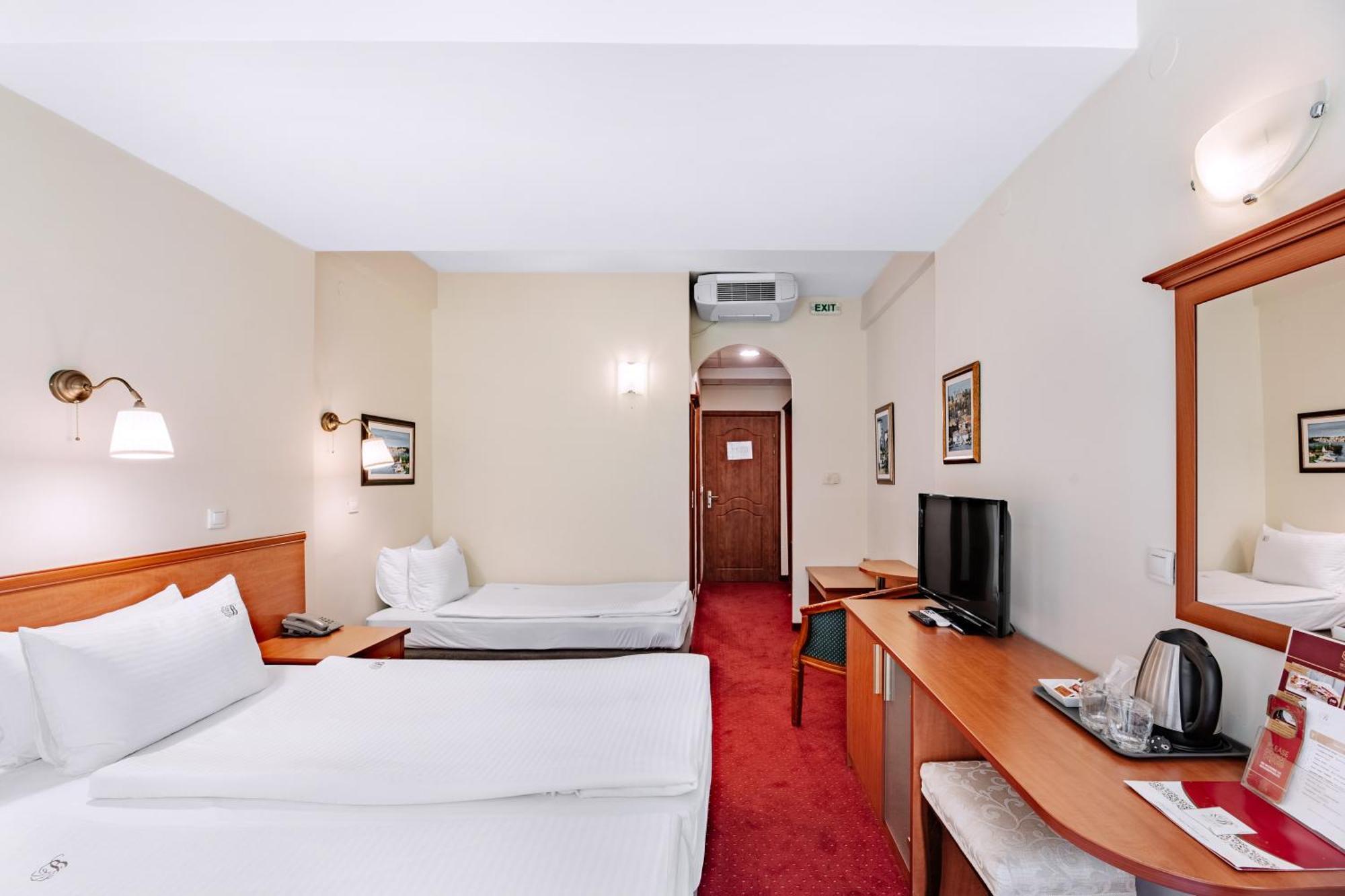 Hotel Belvedere Ohrid Exteriör bild