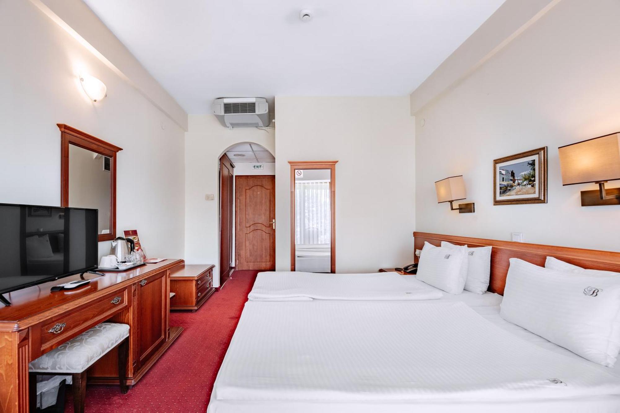 Hotel Belvedere Ohrid Exteriör bild